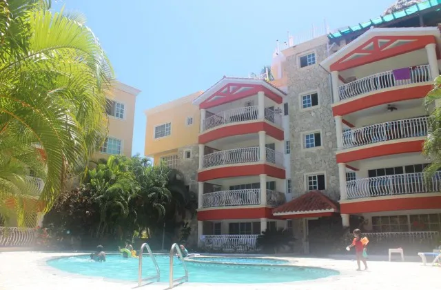 Aparthotel Yara Beach Punta Cana pool